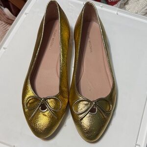 Stuart Weitzman Gold Bow Flats